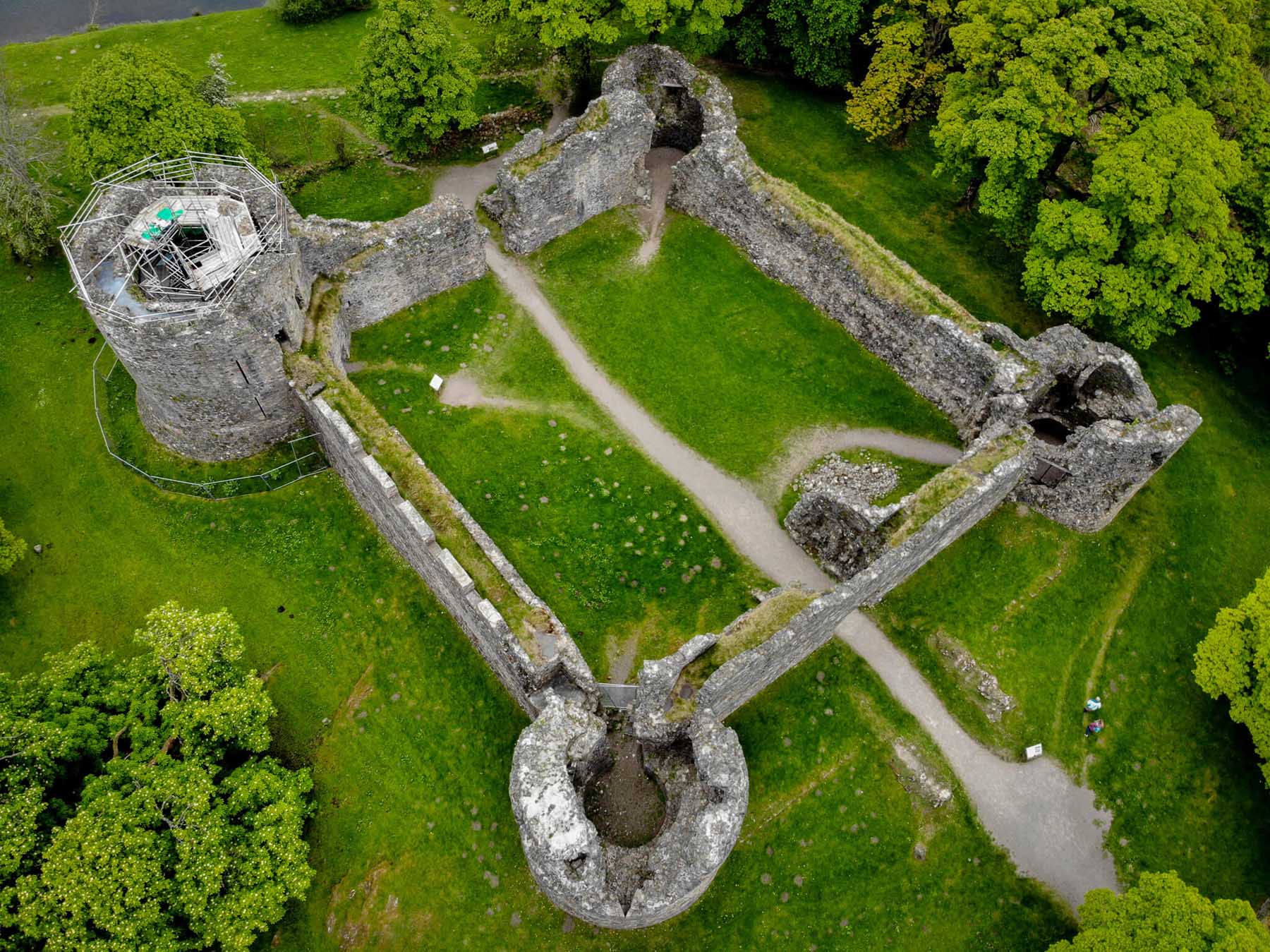 Old inverlochy castle
